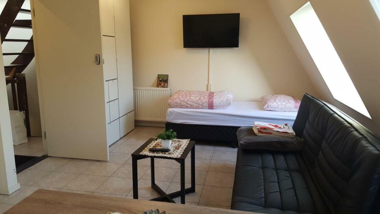 Apartment + Studios Insulinde Тилбург Екстериор снимка