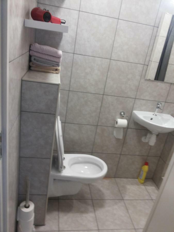 Apartment + Studios Insulinde Тилбург Екстериор снимка