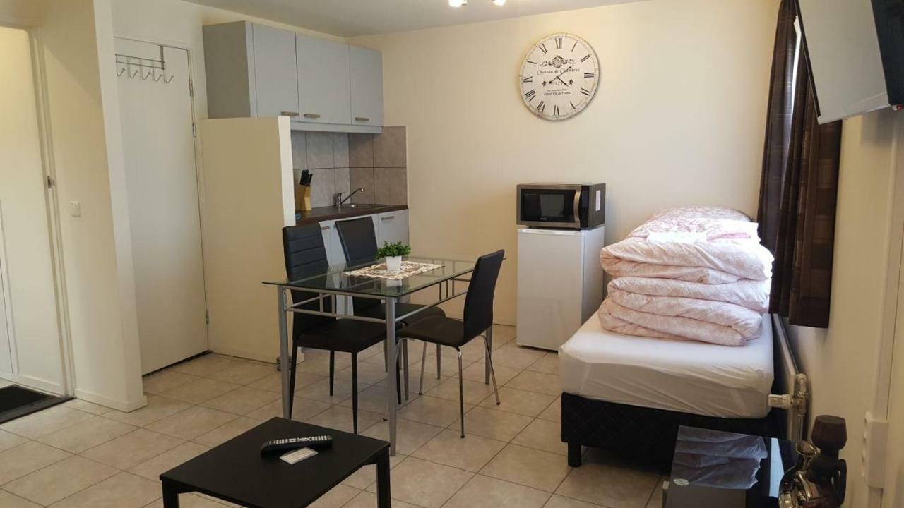 Apartment + Studios Insulinde Тилбург Екстериор снимка